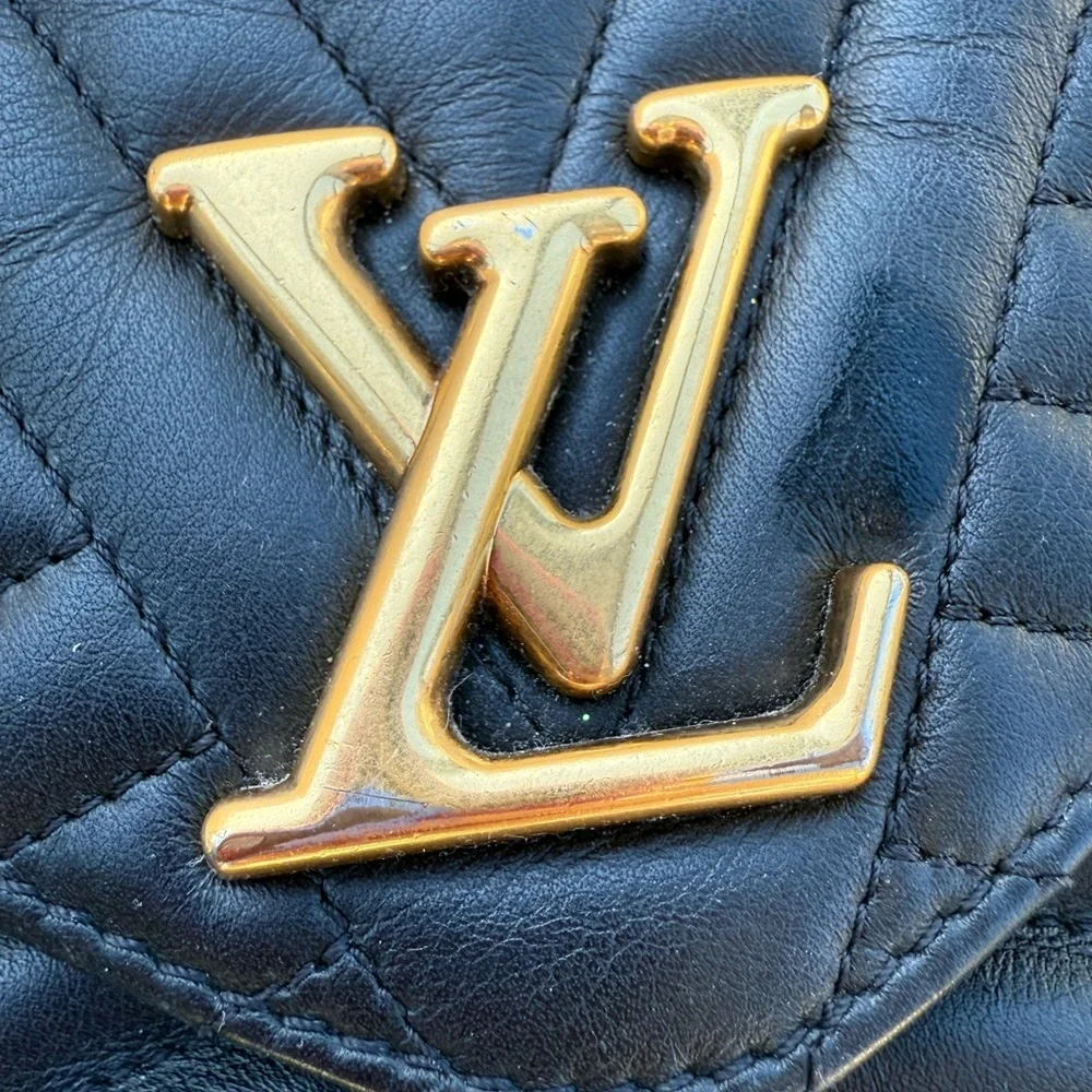 Louis Vuitton New Wave Chain Black